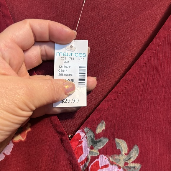 Maurice's size women's XL red floral blouse, gathered at the waste NWT - Picture 6 of 6